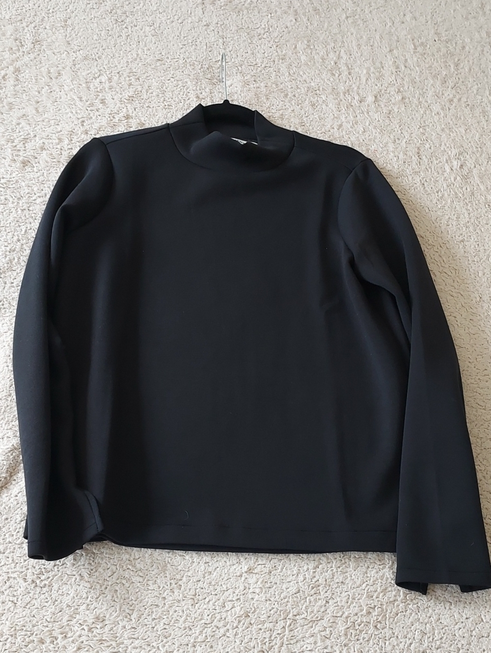 EUC SPANX air essentials mock neck top